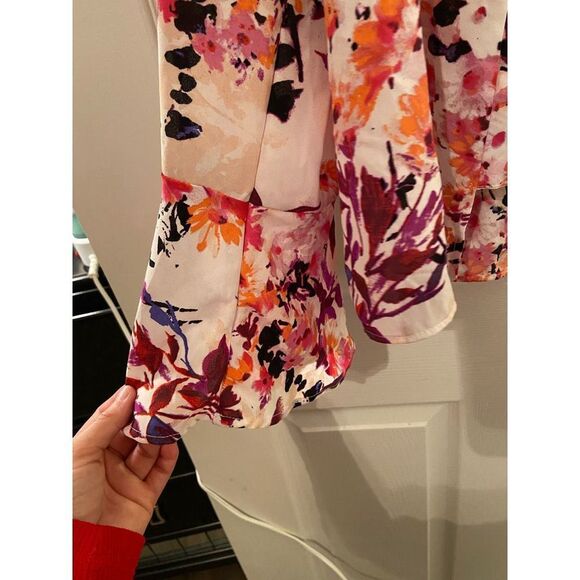 Massini Cardigan  - Picture 3 of 5